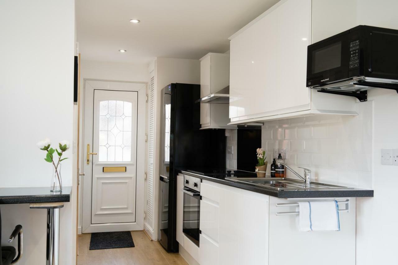 Sea Breeze Apartment Poole Luaran gambar