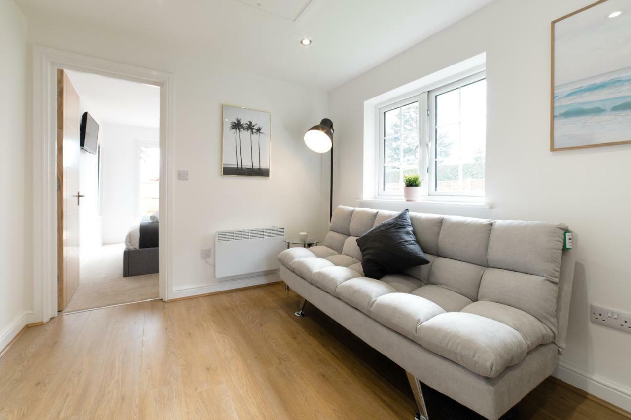 Sea Breeze Apartment Poole Luaran gambar