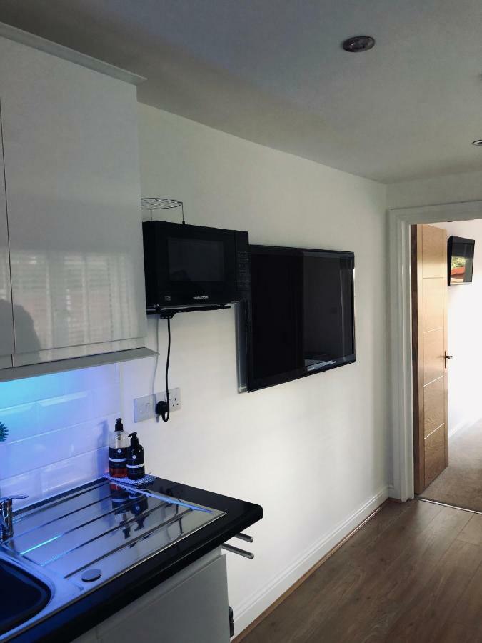 Sea Breeze Apartment Poole Luaran gambar