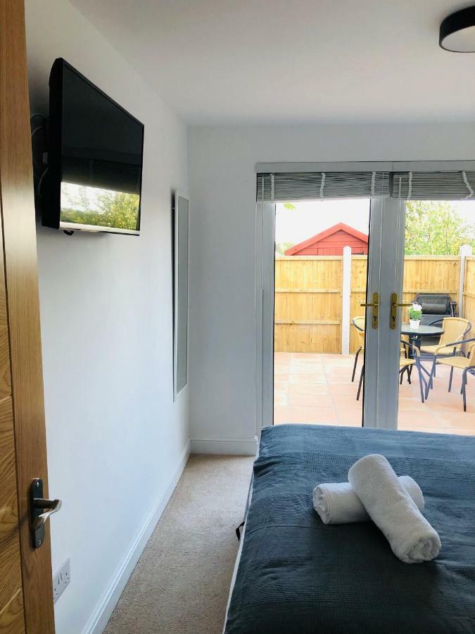 Sea Breeze Apartment Poole Luaran gambar